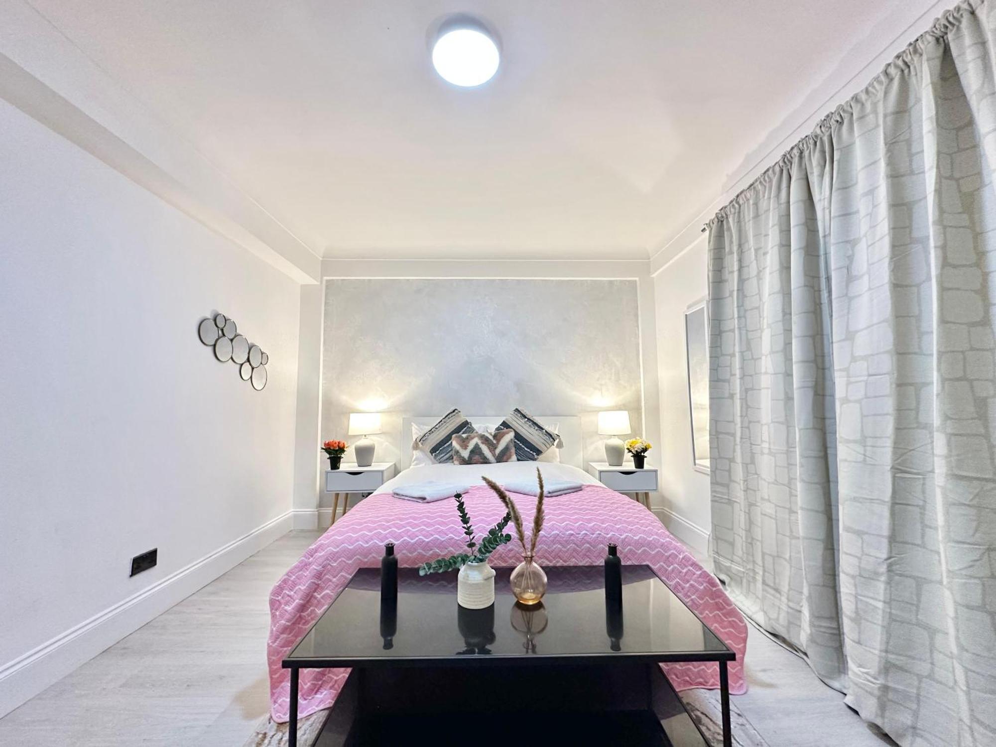 Appartement Beautiful Near Mayfair Londen